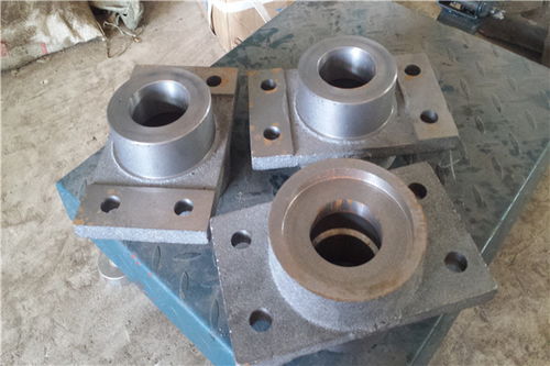 錐形托輥配件 明鑫輸送機(jī)械客戶至上 錐形托輥配件報(bào)價(jià)